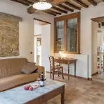 Vila Casa Largnano 6&2, Emma