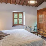 Casa Largnano 6&2, Emma Vila