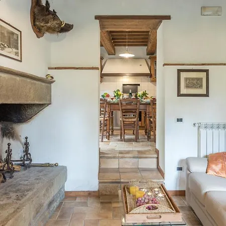 Casa Largnano 6&2, Emma Villa Arezzo