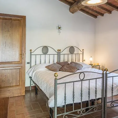 Casa Largnano 6&2, Emma *